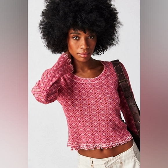 Free People Tops - NWT Free People Garner Long Sleeve Tee in Pink Combo, size S